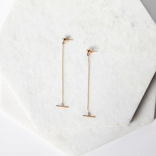 Bar Toggle Long Earrings